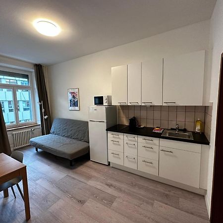 Hitrental Seefeld - Kreuzstrasse Apartments ซูริก ภายนอก รูปภาพ