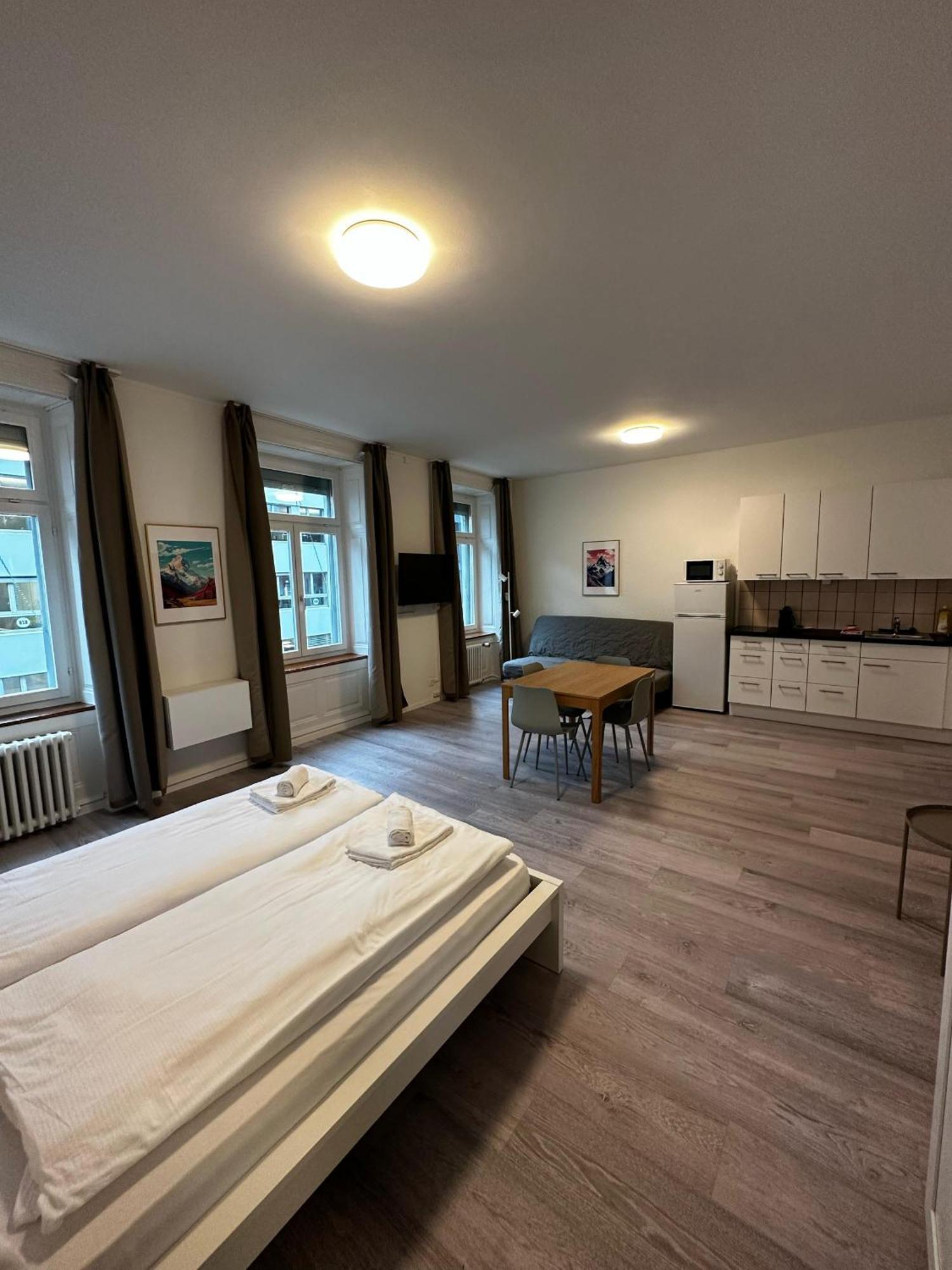 Hitrental Seefeld - Kreuzstrasse Apartments ซูริก ภายนอก รูปภาพ