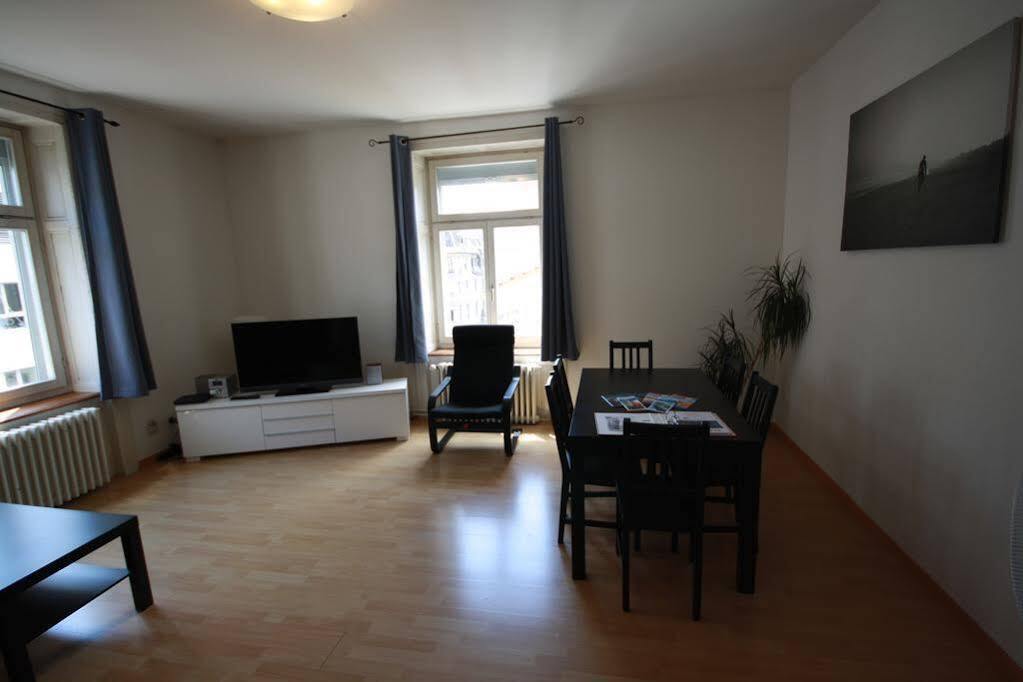 Hitrental Seefeld - Kreuzstrasse Apartments ซูริก ภายนอก รูปภาพ